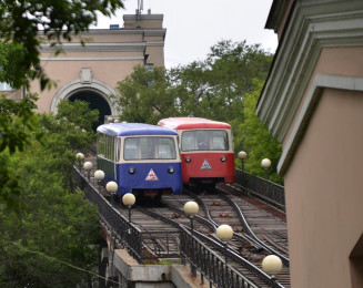 City tour on three types of public transport
